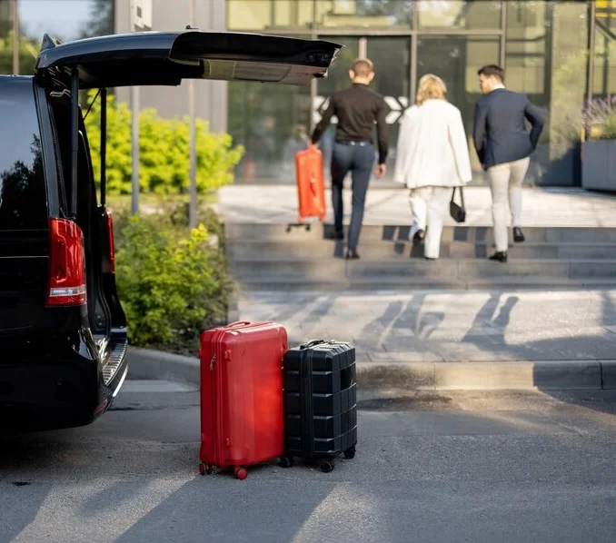 Mercedes V-Class Chauffeur for Airport Transfers