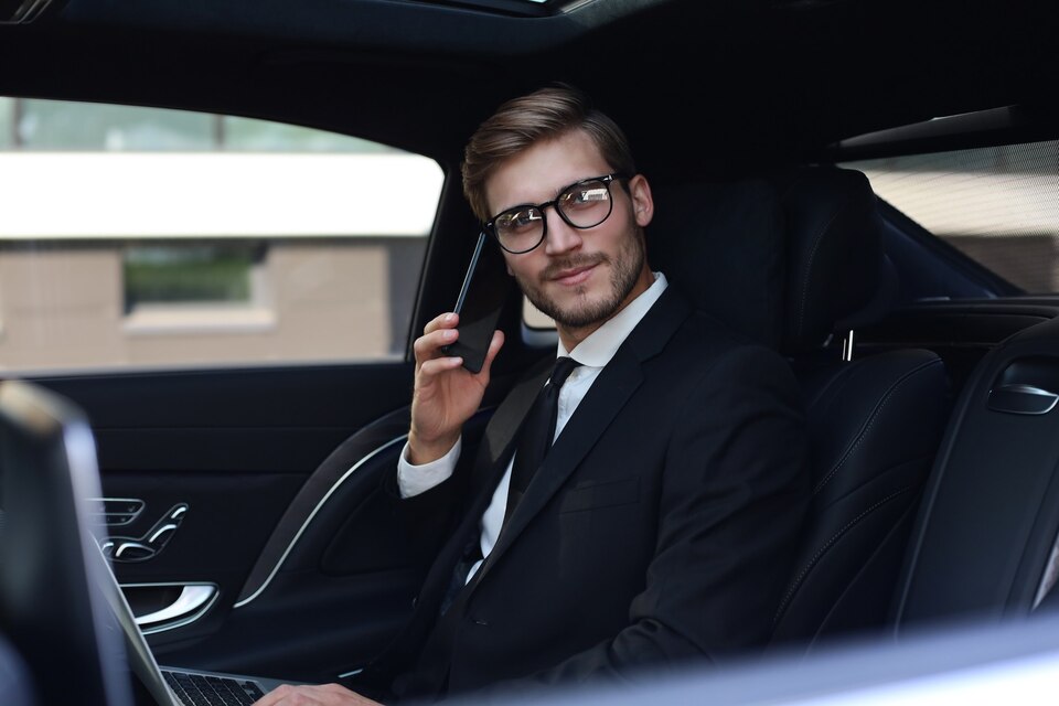 Why Executive Car Hire Is the Smart Choice for Business Travel